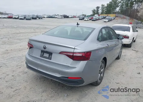 2024 Volkswagen Jetta 1.5T Se from USA, damaged, VIN 3VWEM7BU7RM017890